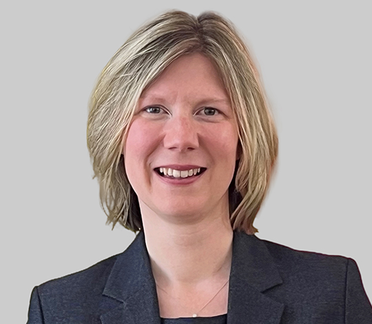 Portrait der Staatsekretärin Jenny Groß.